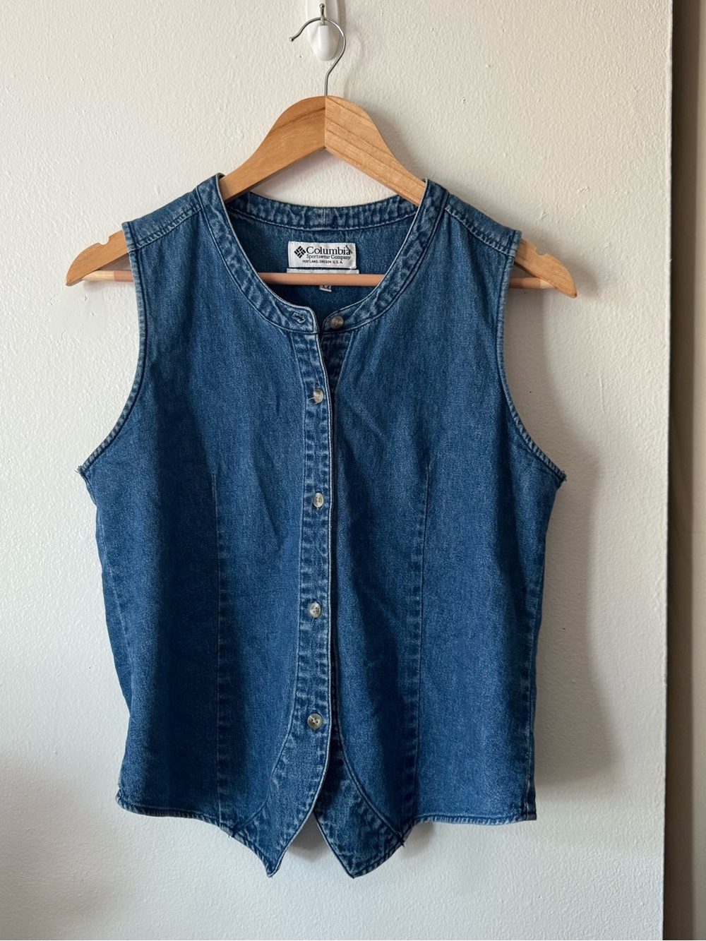 Vintage Columbia Dark Blue Denim Sleeveless Button-Front Vest